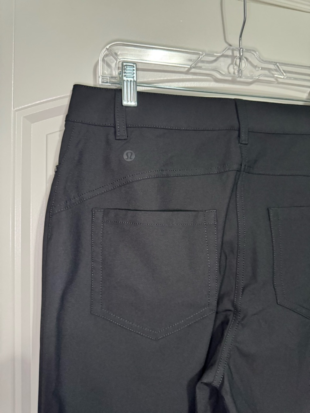 Lululemon City Sleek 5 Pocket Wide-Leg High Rise 7/8 Length Pant in Black - Picture 6 of 12